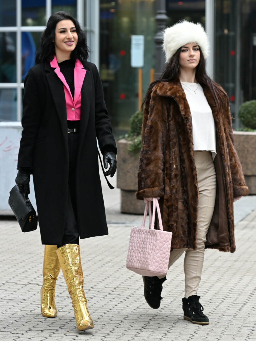 Zagrebačka street stylerica u zlatnim čizmama - 4