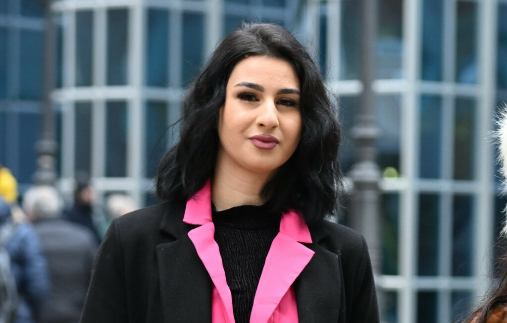 Zagrebačka street stylerica u zlatnim čizmama - 5