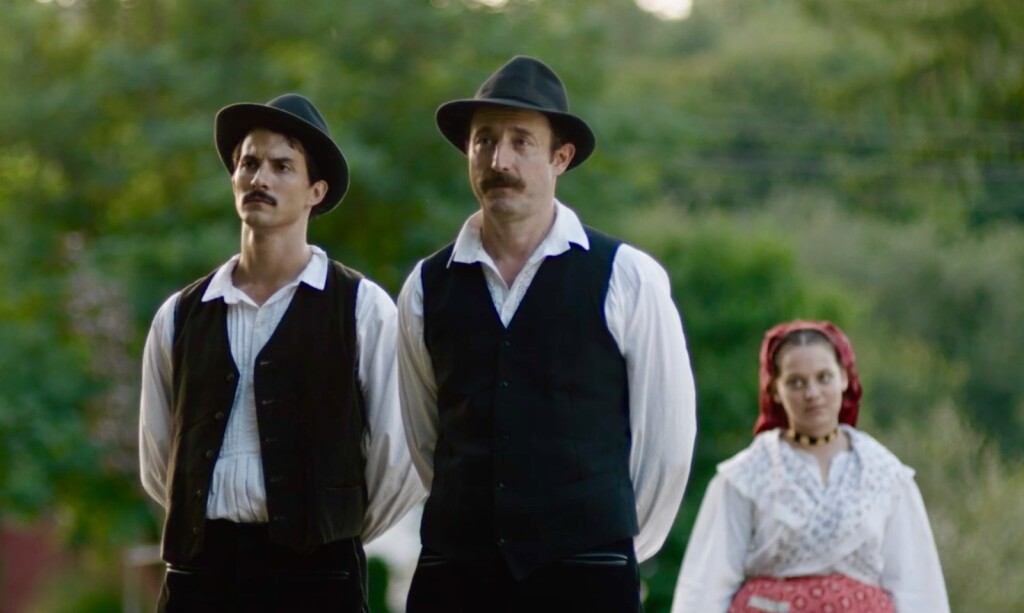 Scena iz filma Sveta obitelj