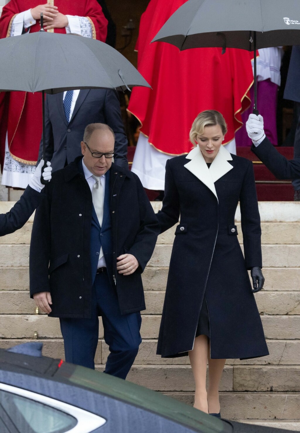 Elegantno izdanje princeze Charlene