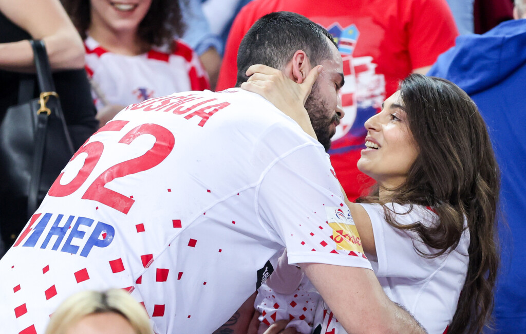 Najdirljivije fotografije naših rukometaša nakon utakmice s Mađarskom - 6