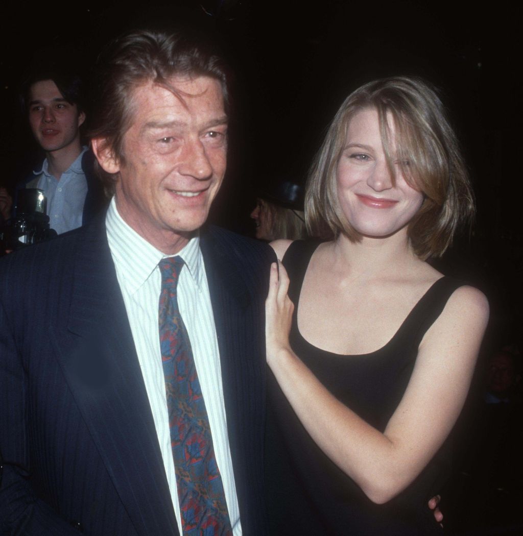 Bridget Fonda - 6