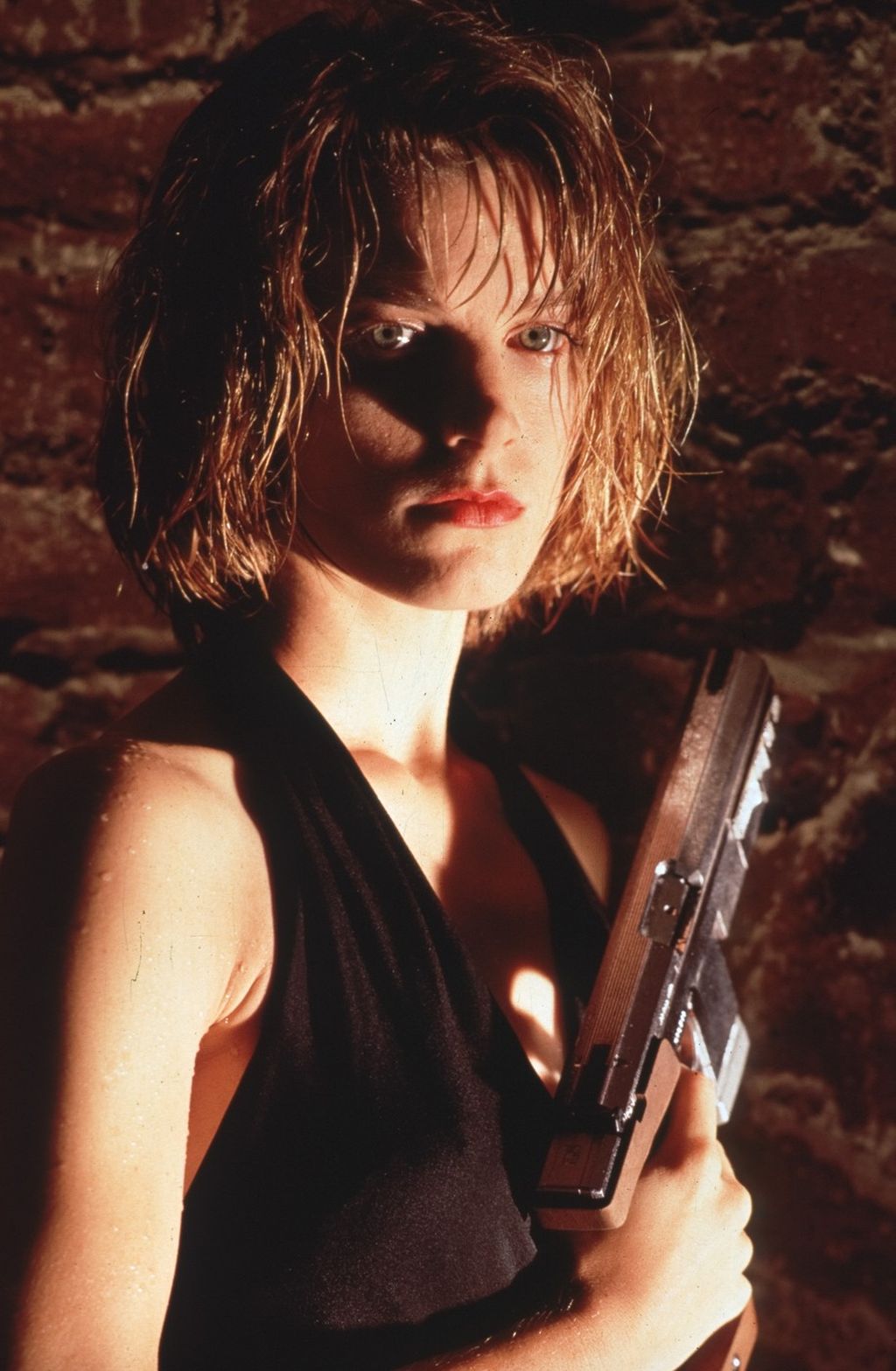 Bridget Fonda - 7