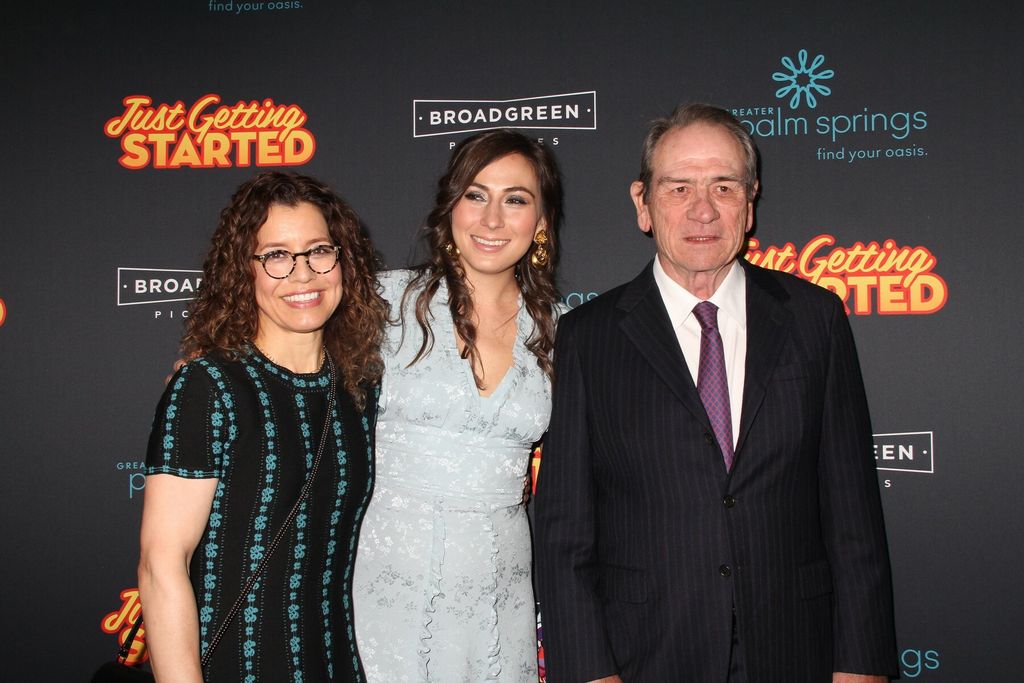 Dawn Laurel-Jones, Victoria Jones, Tommy Lee Jones