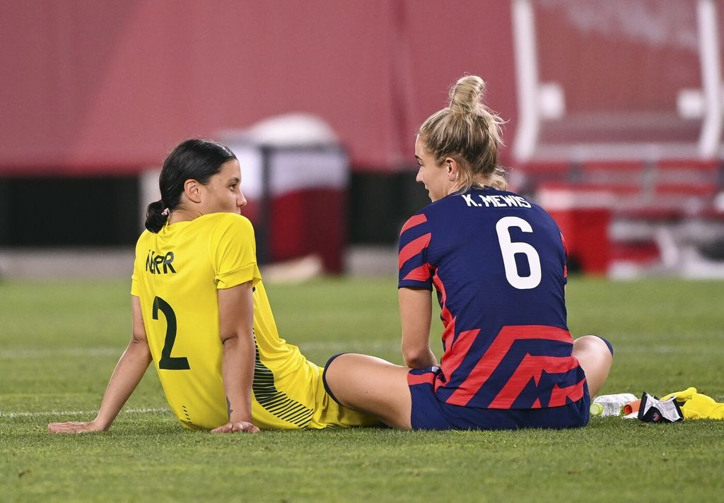 Sam Kerr i Kristie Mewin - 5
