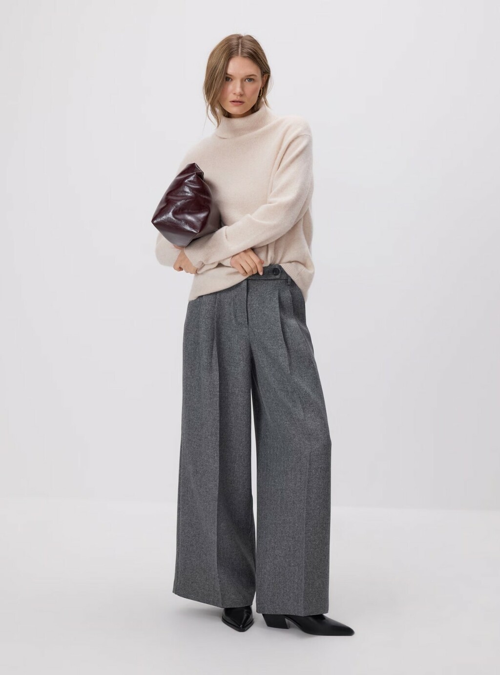 Reserved, snižene s 35,99 na 25,99 eura