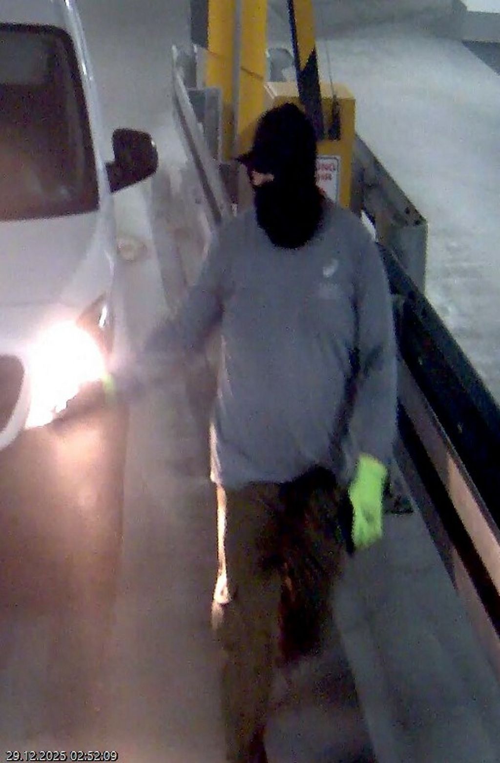 Trezor,pljačkaš, vozilo za bijeg