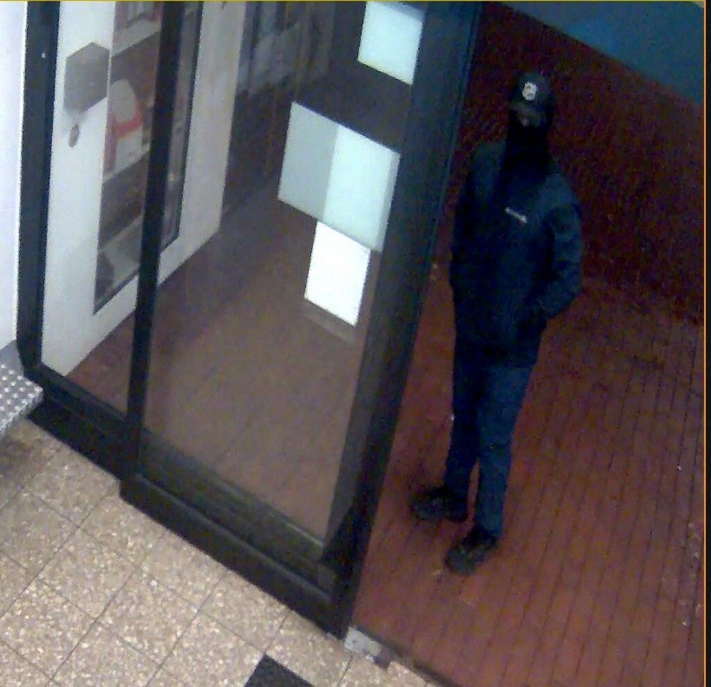 Trezor,pljačkaš, vozilo za bijeg