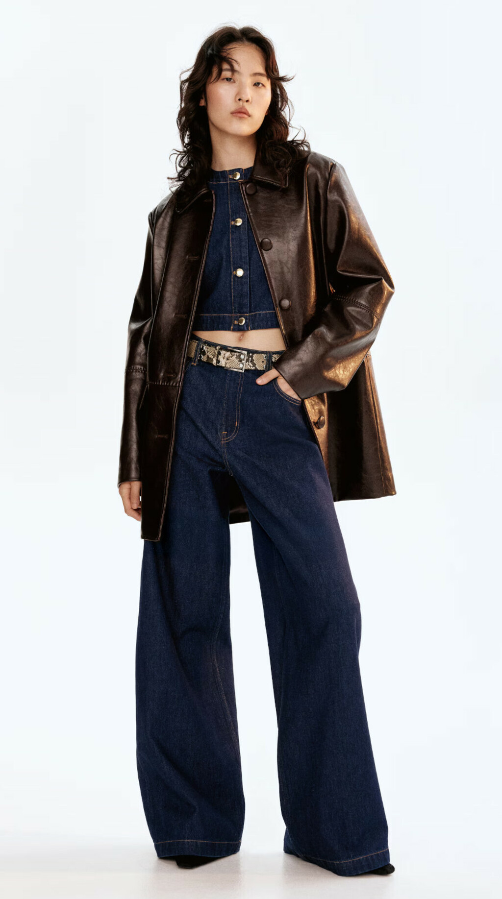 H&M traperice, snižena cijena 23,99 eura (cijena prije sniženja 29,99 eura)