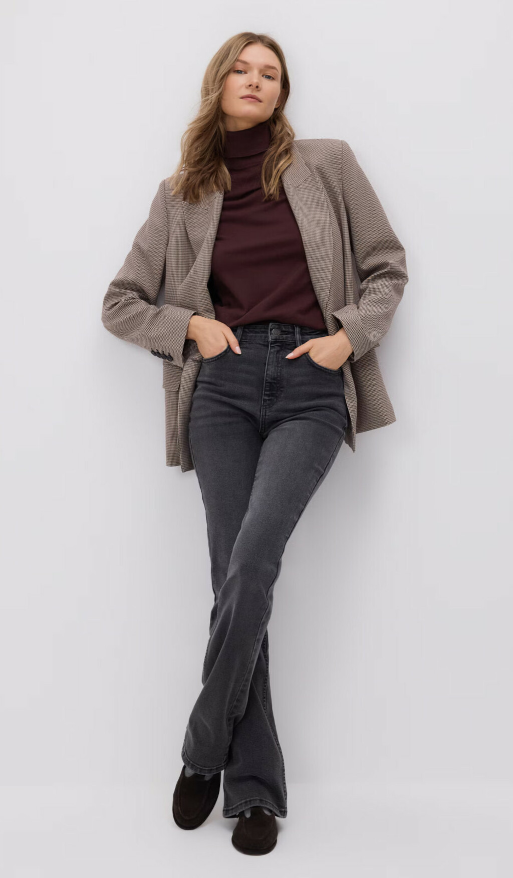 Reserved traperice, snižena cijena 22,99 eura (cijena prije sniženja 29,99 eura)