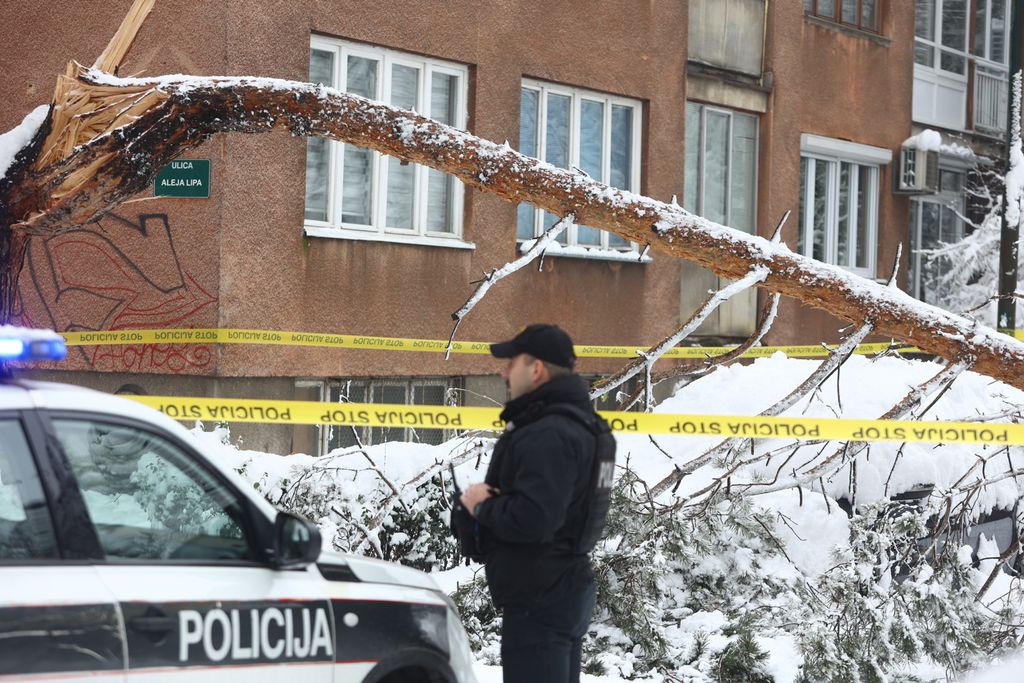 Snijeg u Sarajevu - 1