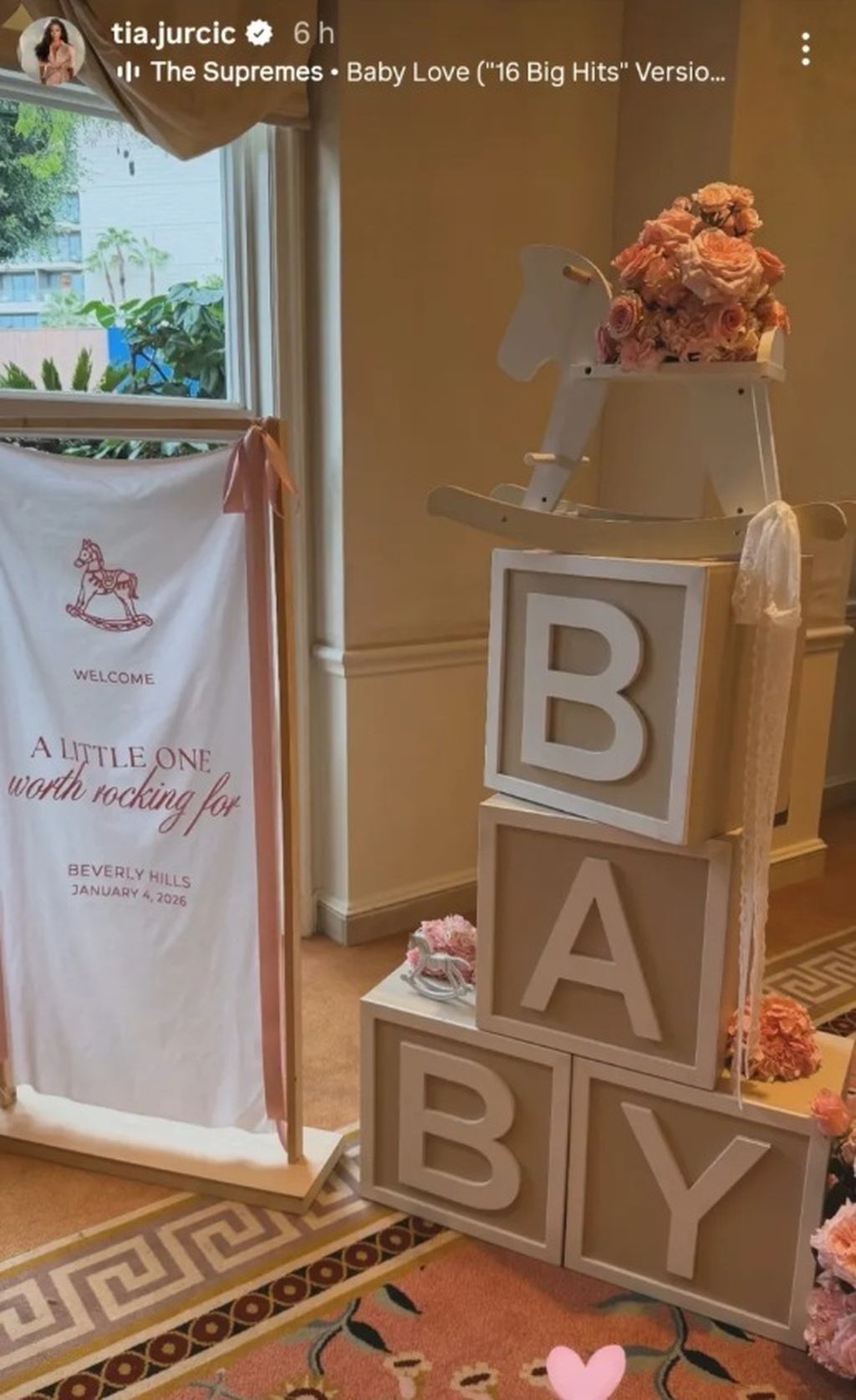 Tia Jurčić na Instagramu - 2