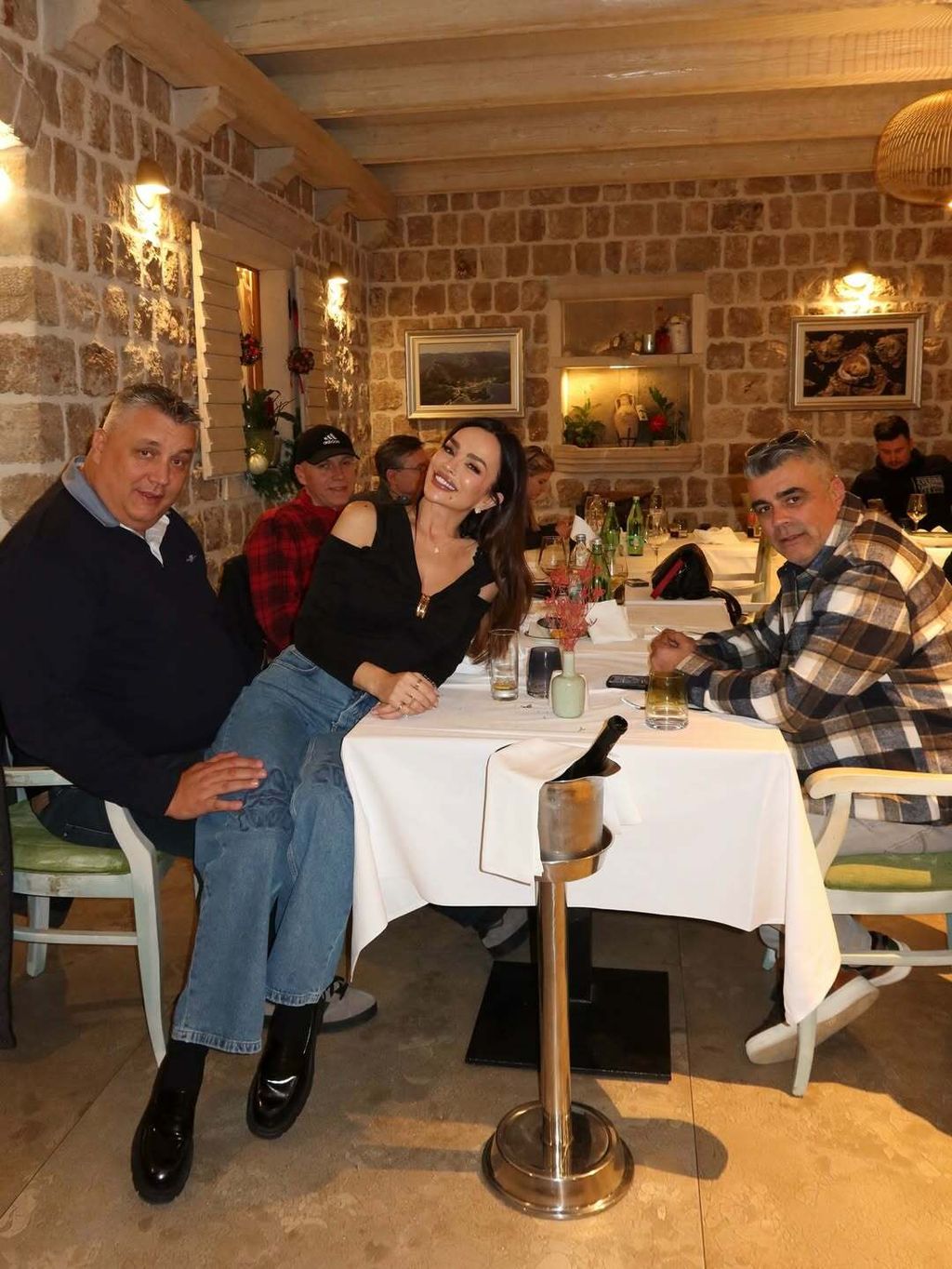 Severina sa suradnicima - 6