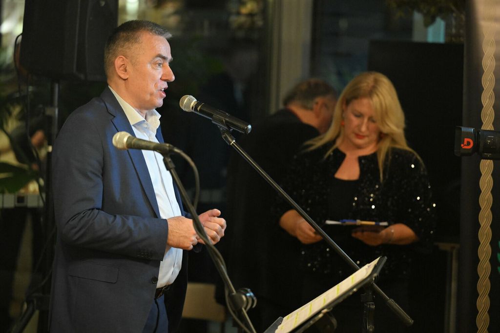 Hrvatski pravoslavni centar, domjenak - 17