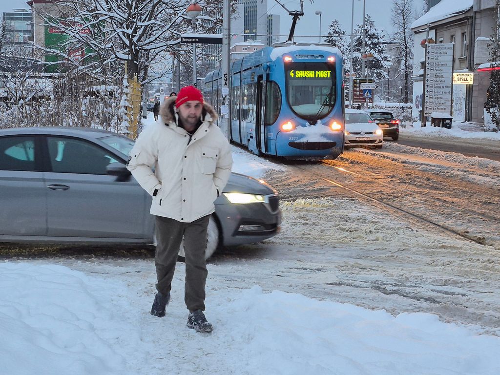 Zastoj tramvaja u Savskoj - 3