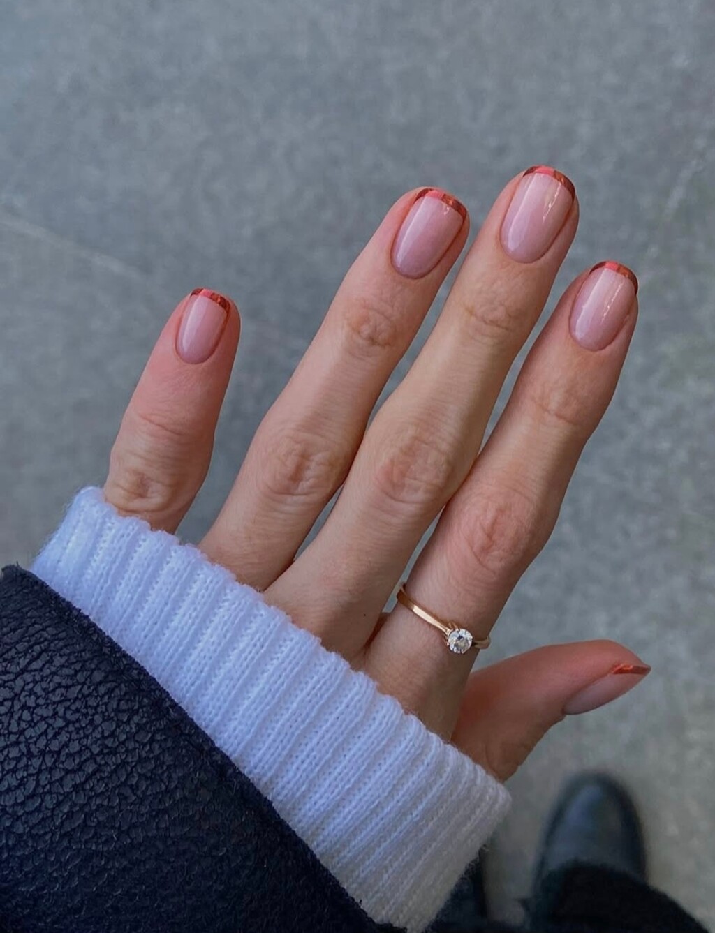 Mini french manikura