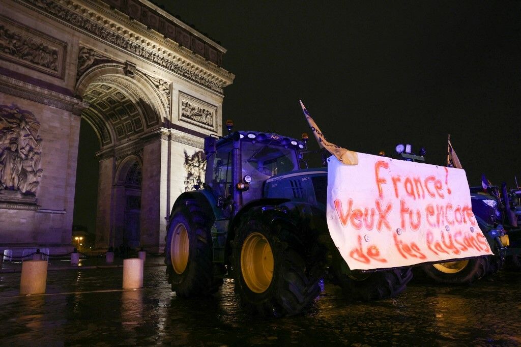 Prosvjed poljoprivrednika u Parizu