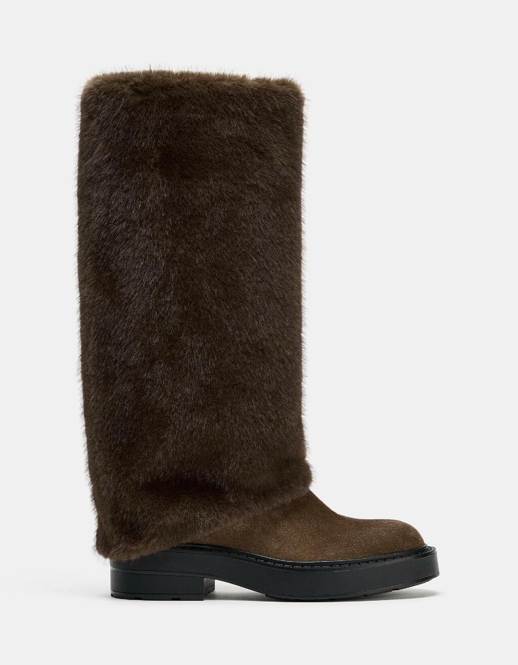 Zara čizme, 29,99 eura (prije 79,99 eura)