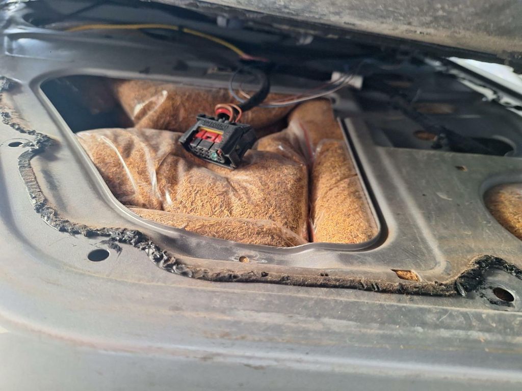 Pronađena veća količina oružja, streljiva i pirotehničkih sredstava u Splitu - 2