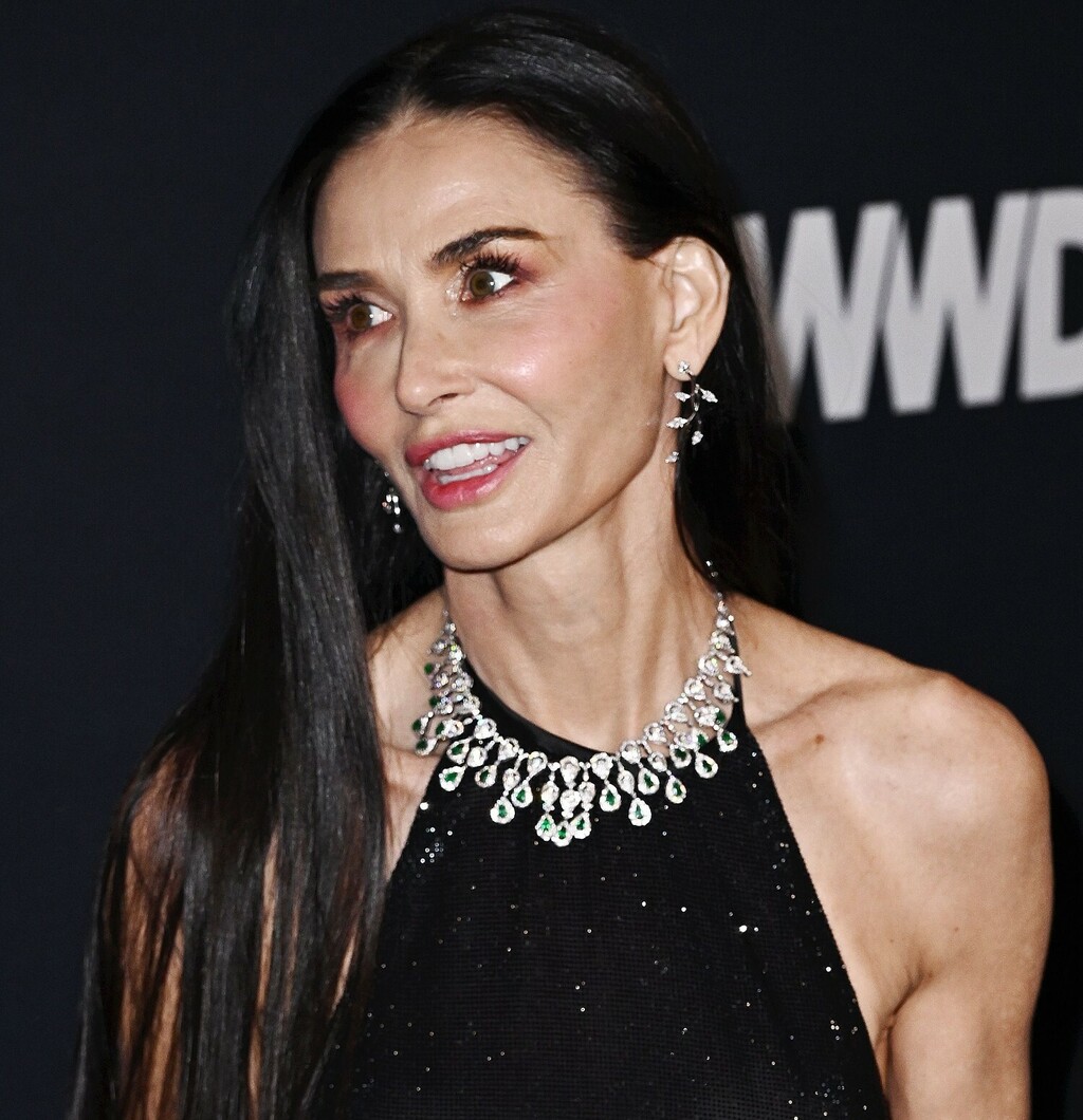 Demi Moore u Gucci haljini na dodjeli nagrada WWD Style Awards 2026. - 1