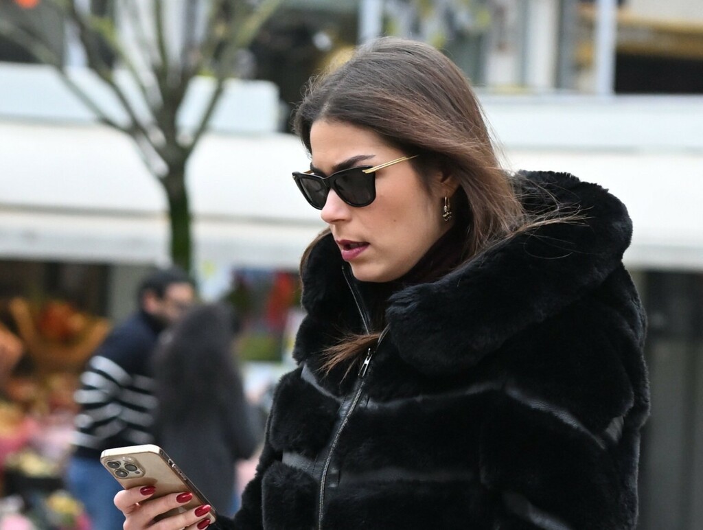 Ljepotica iz Zagreba u tajicama s efektom kože