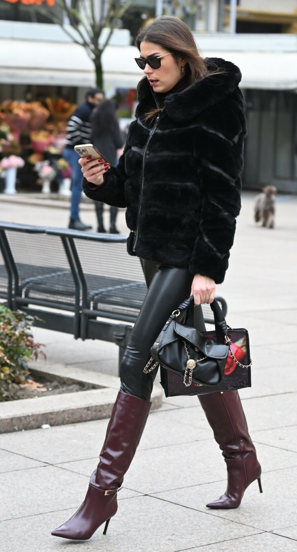 Ljepotica iz Zagreba u tajicama s efektom kože