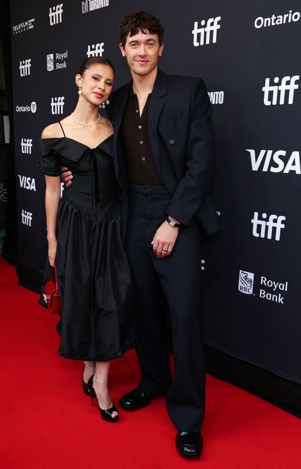 Tom Blyth, Daniela Norman