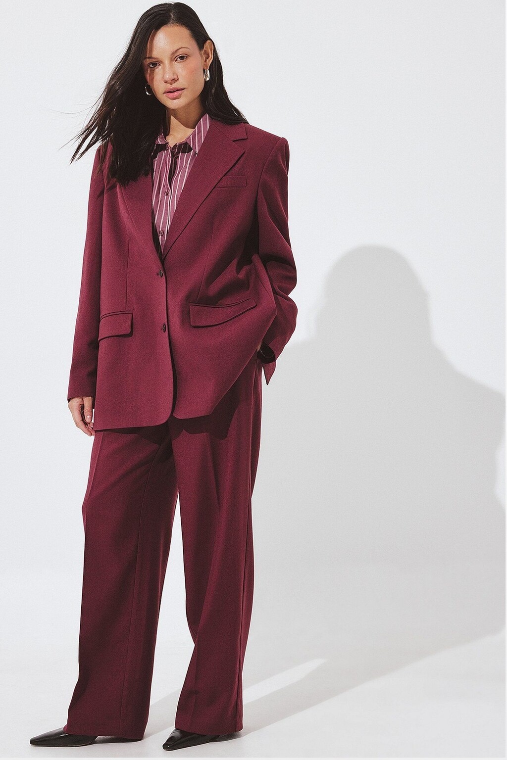 NA-KD, snižen s 85,95 na 51,57 eura