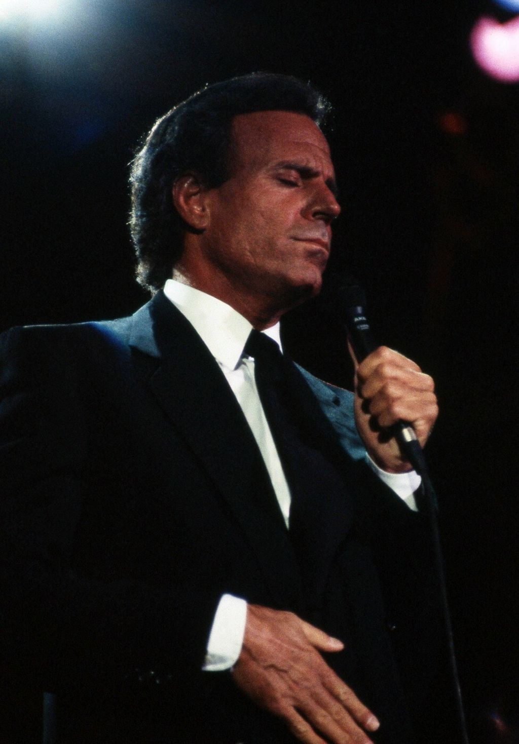 Julio Iglesias - 1