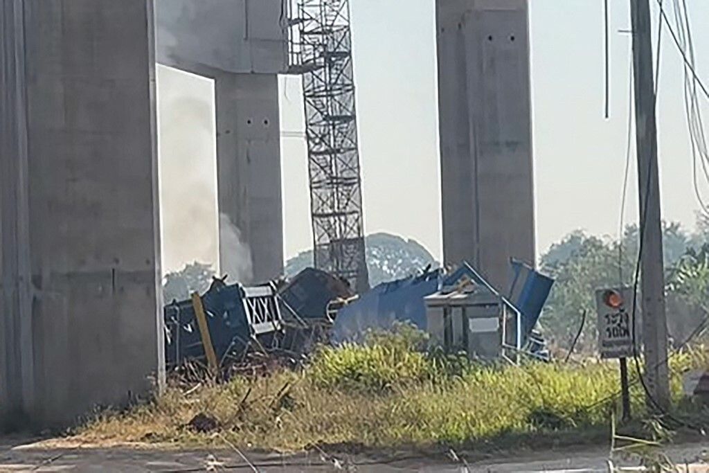 Dizalica pala na vlak - 3