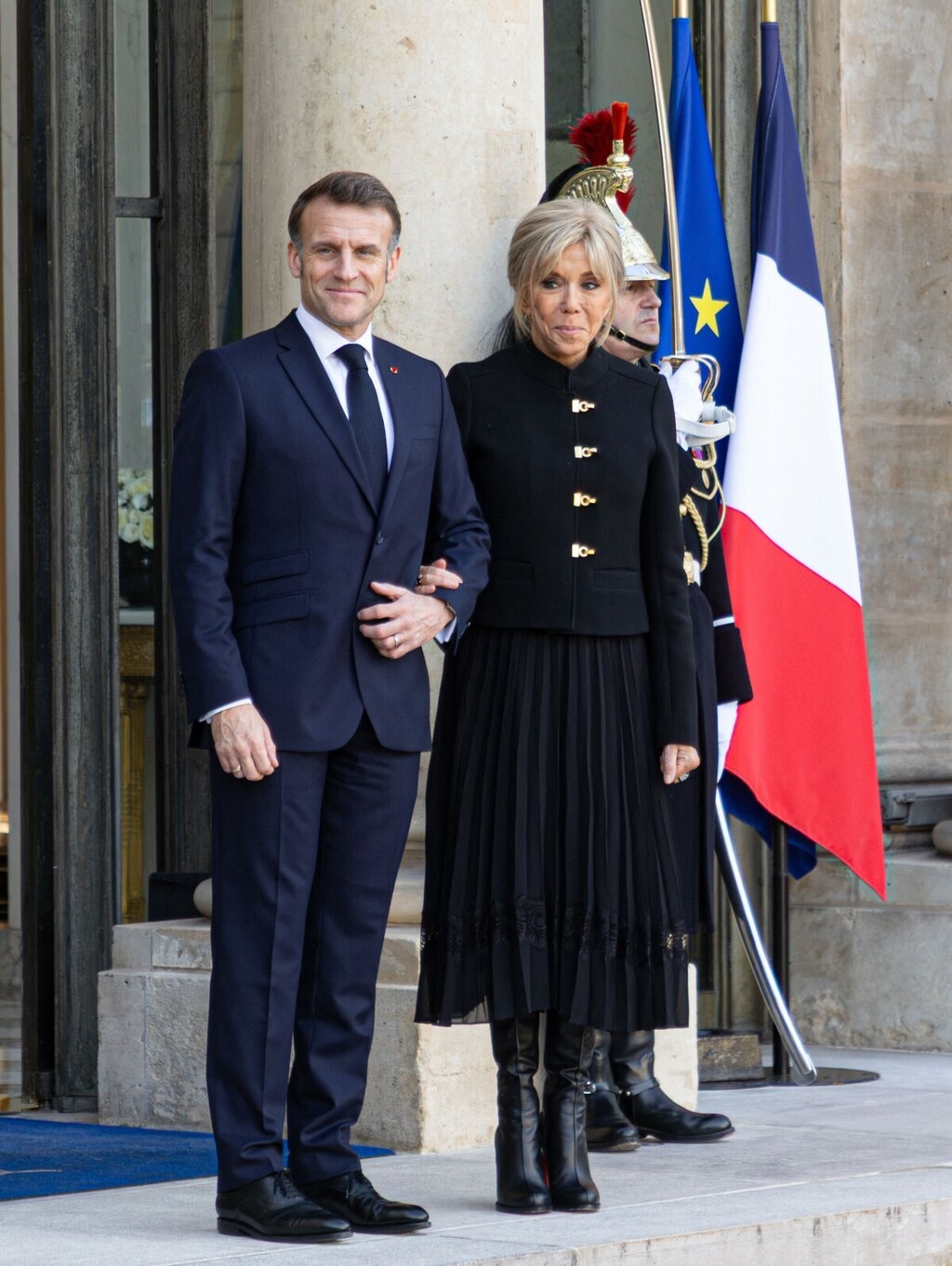 Brigitte Macron u plisiranoj suknji