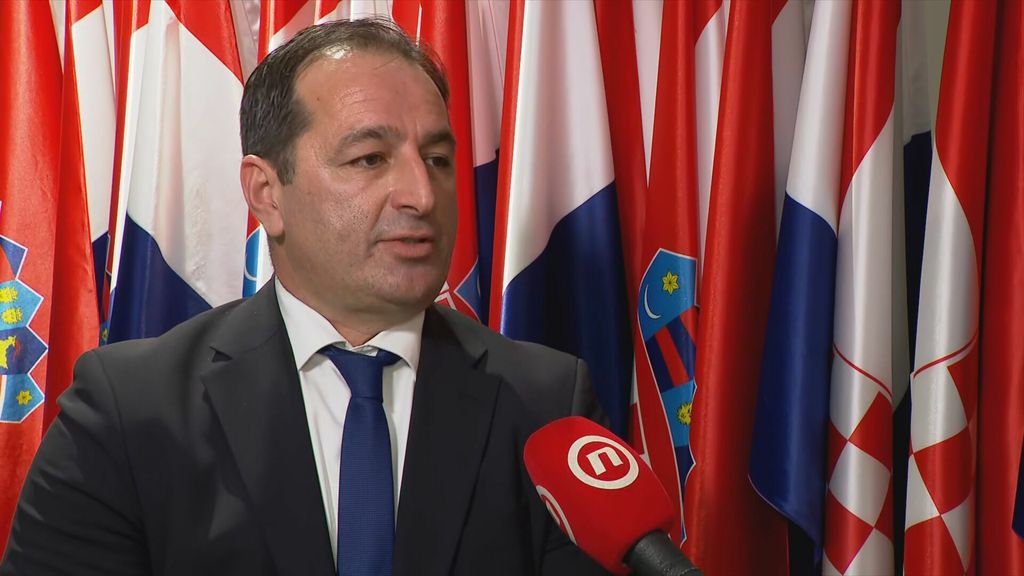 Josip Borić, Mirela Ahmetović i Petra Buljan