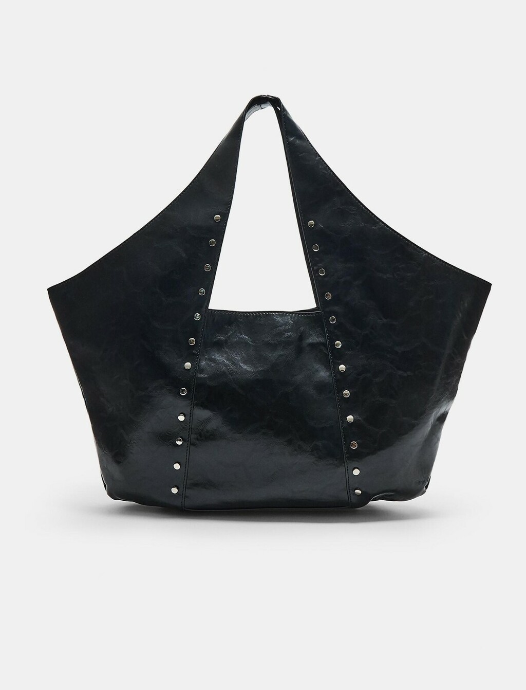 Stradivarius, snižena s 25,19 na 15,99 eura