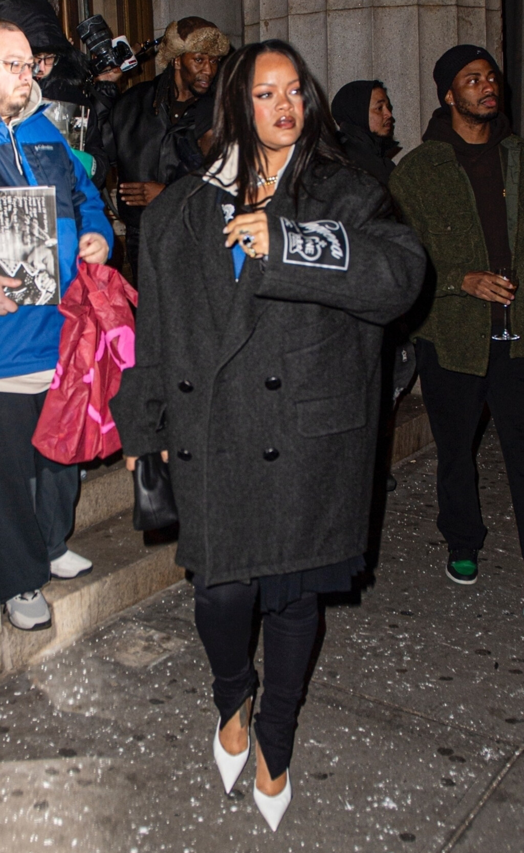Rihanna u slojevitoj odjevnoj kombinaciji - 2