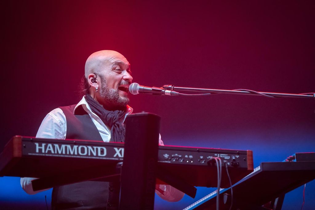 Ognjan Ogi Radivojević, Bijelo dugme - 1