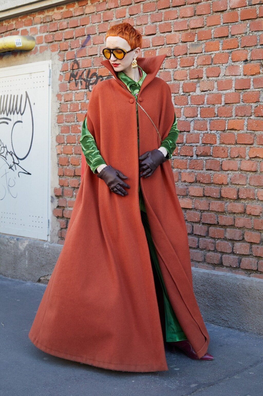 Topla mješavina crvene i narančaste unosi optimizam i dinamiku u garderobu