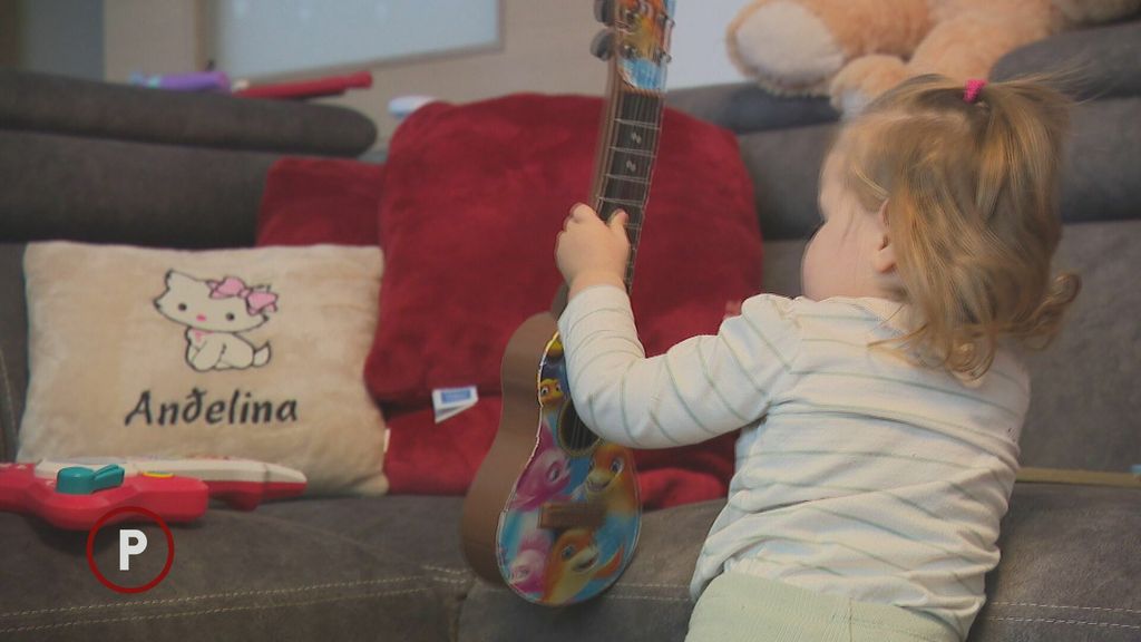 Anđelina (2) boluje od ultrarijetke bolesti - 1