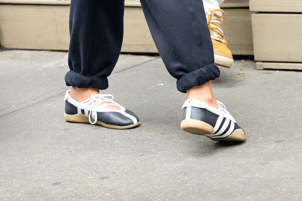 Balerinke tenisice će biti popularna obuća ovoga proljeća