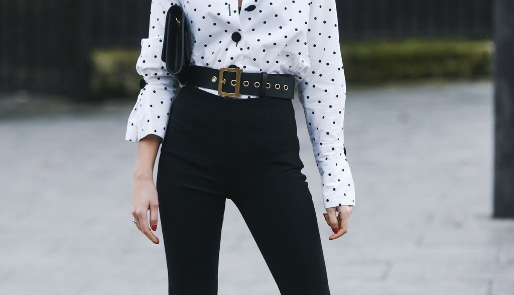 Crne hlače savršen su izbor za posao i izlaske