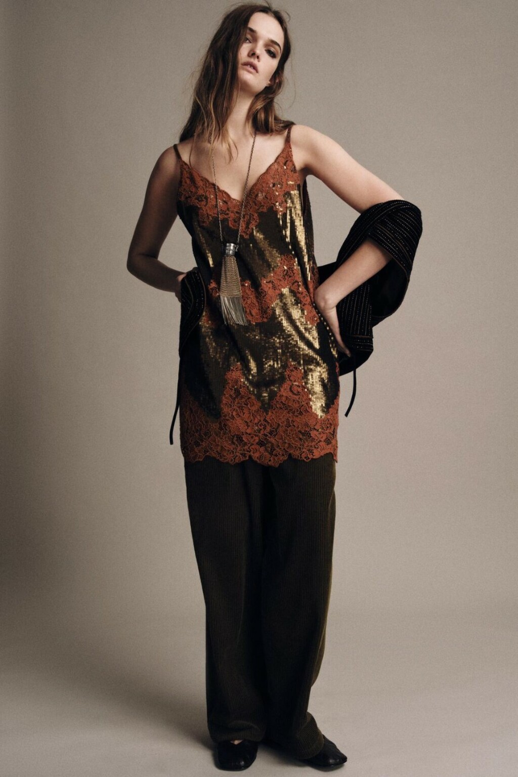 Zara mini haljina, 9,99 eura (prije 69,99 eura) - 2