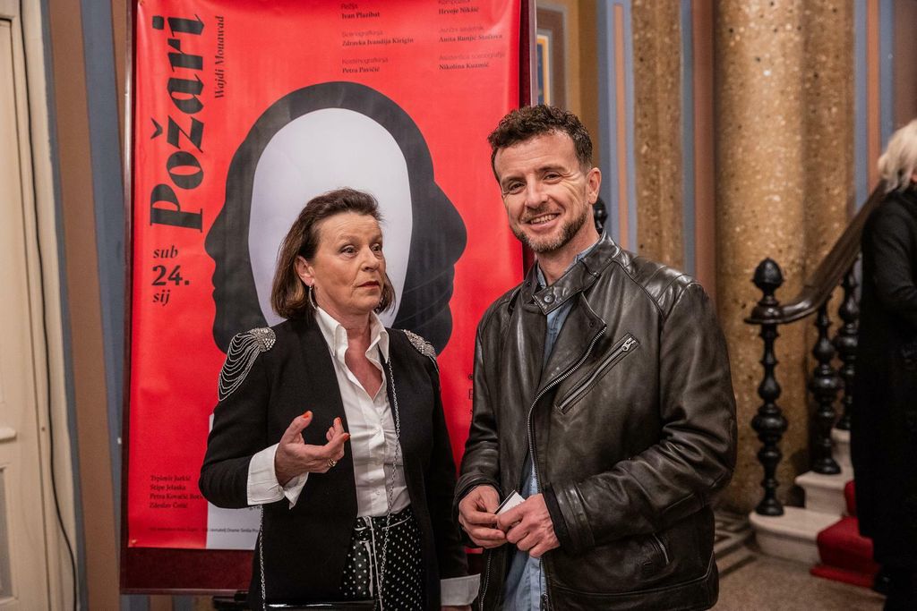 Poznati na premijeri predstave Požari - 13