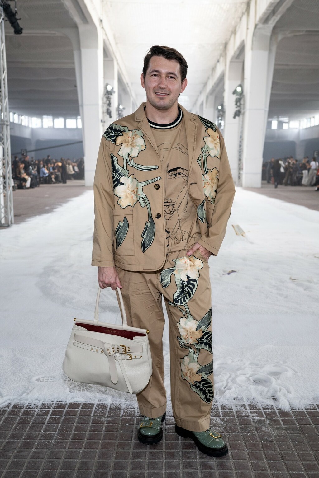 Hanan Bešović na Milanskom tjednu mode s torbom Antonija Marrasa