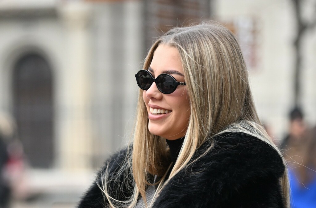 Ljepotica iz Zagreba sa slatkom pratnjom