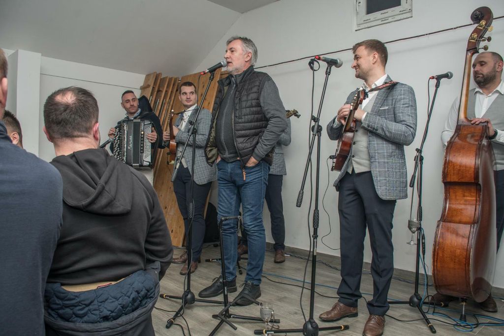 Miroslav Škoro blagoslovio vinograd - 3