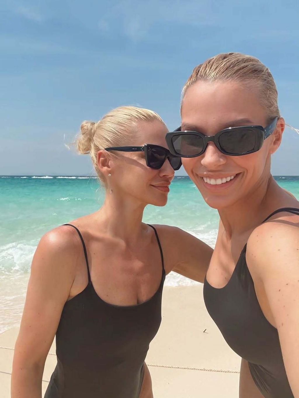 Nataša Bekvalac i sestra Kristina