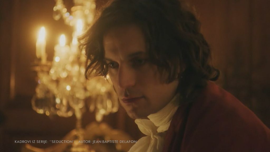 In Magazin: Lucas Bravo - 2