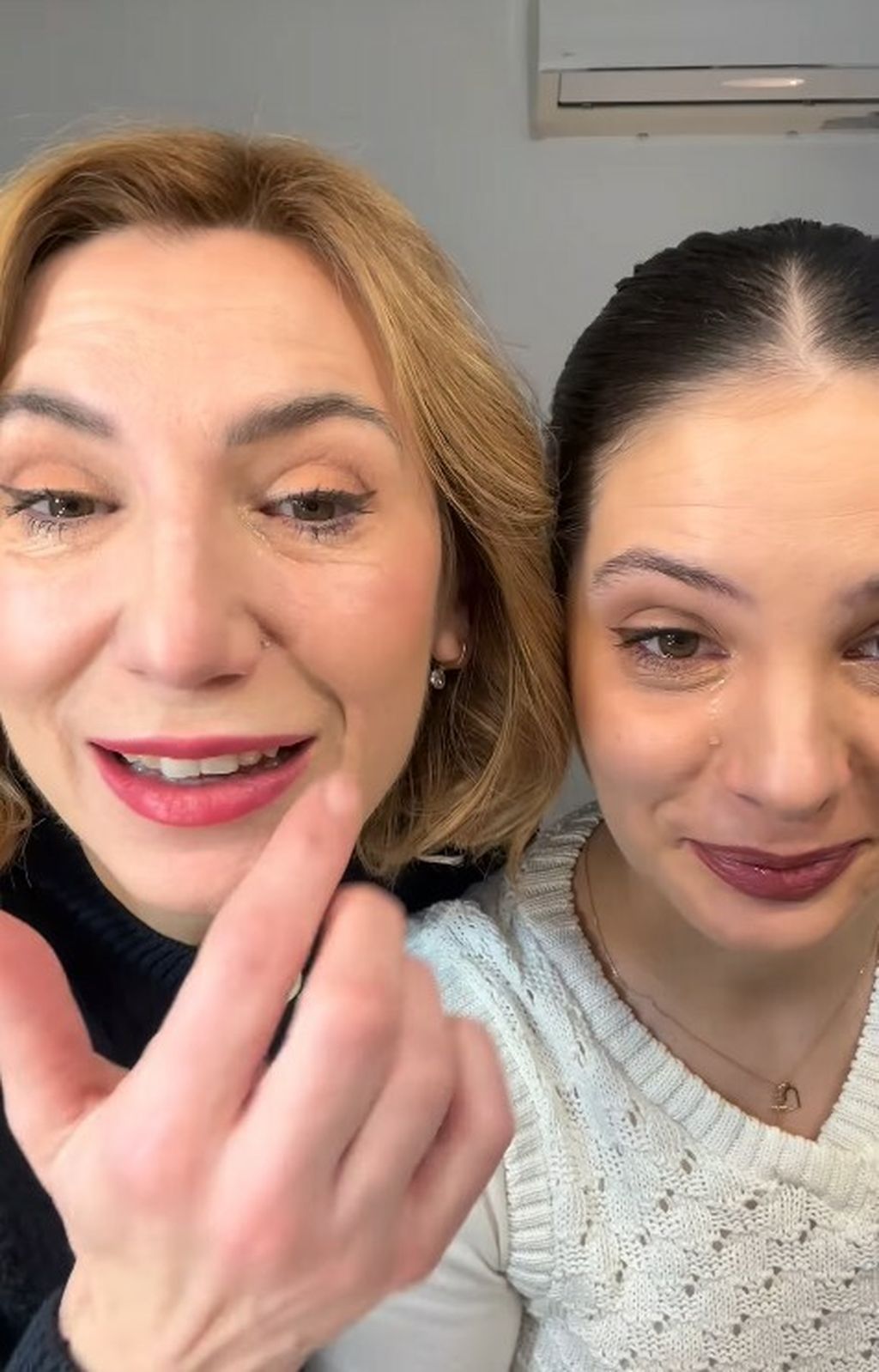 Daria Lorenci Flatz, Mirna Mihelčić