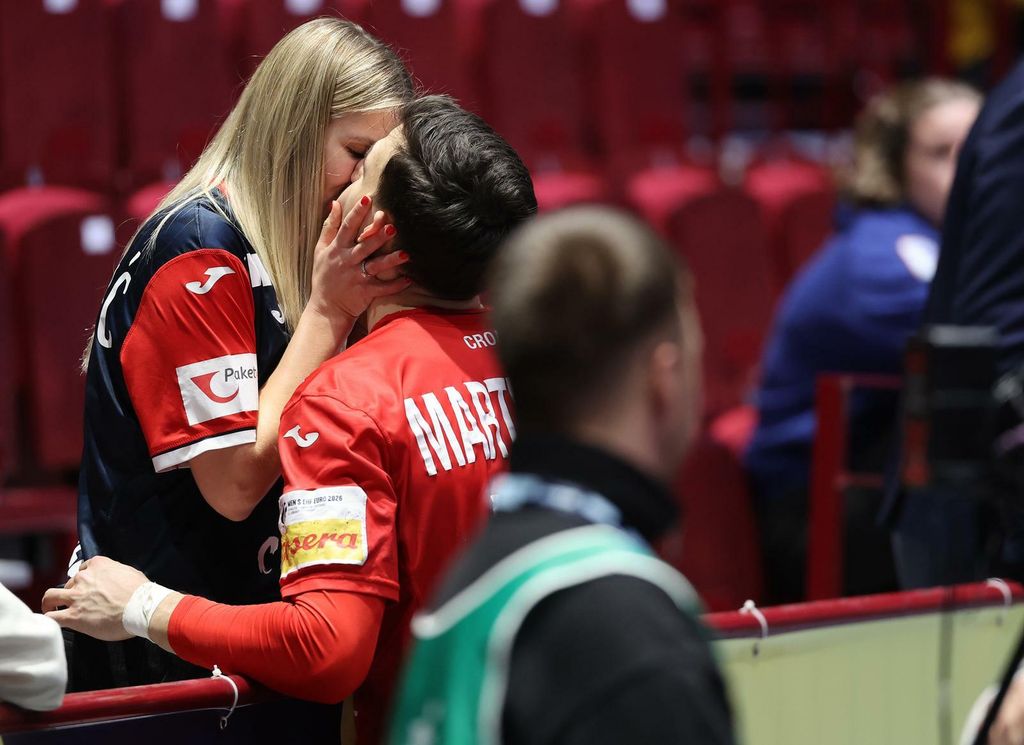 Hrvatski rukometaši slave pobjedu u Malmou - 4