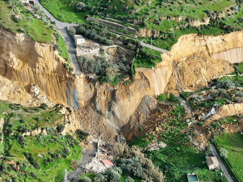 Klizište u mjestu Niscemi - 4