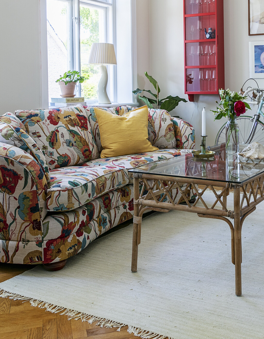 Vratio se trend sofa cvjetnog uzorka - 9